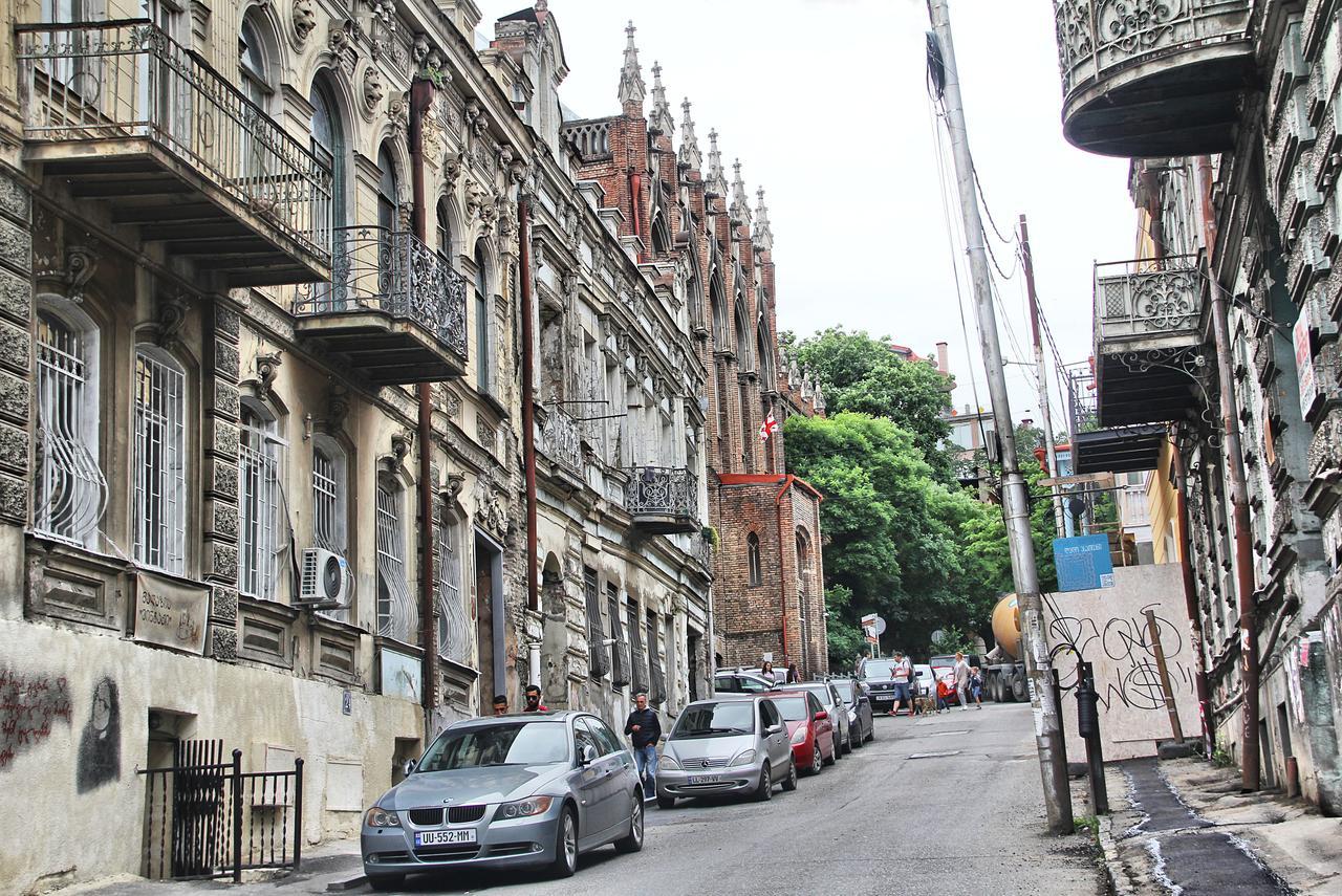 Holiday House Tbilisi Esterno foto