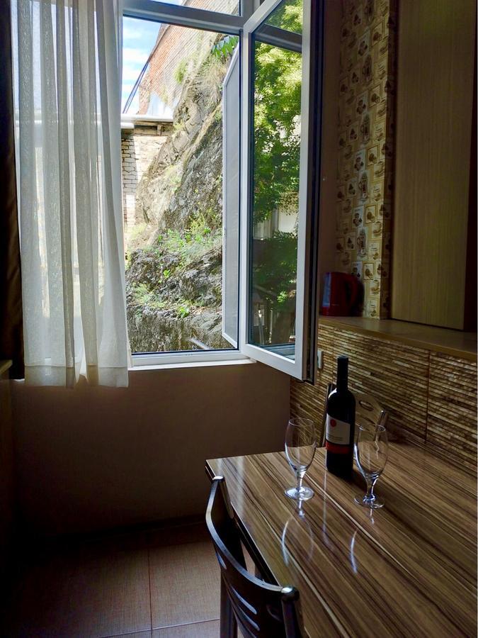 Holiday House Tbilisi Esterno foto